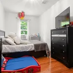 Rent 3 bedroom apartment in Jersey City