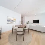 Rent 2 bedroom apartment in Manhattan