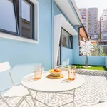 Rent 2 bedroom apartment in Porto