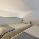 Rent a room in porto