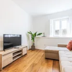 Rent 2 bedroom apartment of 75 m² in Lisbon