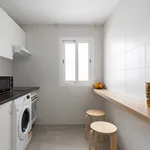 Rent 3 bedroom apartment in Madrid