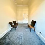 Rent 4 bedroom apartment in Glasgow