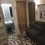 Rent 1 bedroom apartment of 40 m² in Napoli