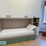 Affitto 3 camera casa di 72 m² in Milan