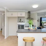 Rent 4 bedroom house in Bushland Beach