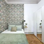 Rent a room in lisbon