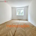 Pronajměte si 3 ložnic/e byt o rozloze 48 m² v Havířov