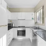 Rent 2 bedroom apartment in Campsie