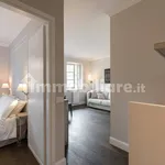 Rent 1 bedroom apartment of 50 m² in Florence