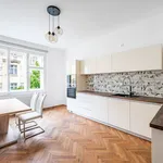 Pronajměte si 3 ložnic/e byt o rozloze 72 m² v Prague