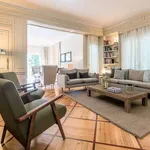 Rent 6 bedroom apartment of 360 m² in madrid