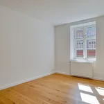 Rent 3 bedroom apartment of 116 m² in København V