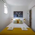 Rent 2 bedroom apartment of 60 m² in lisbon