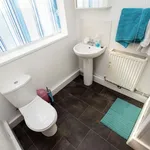 Rent 4 bedroom flat in West Midlands