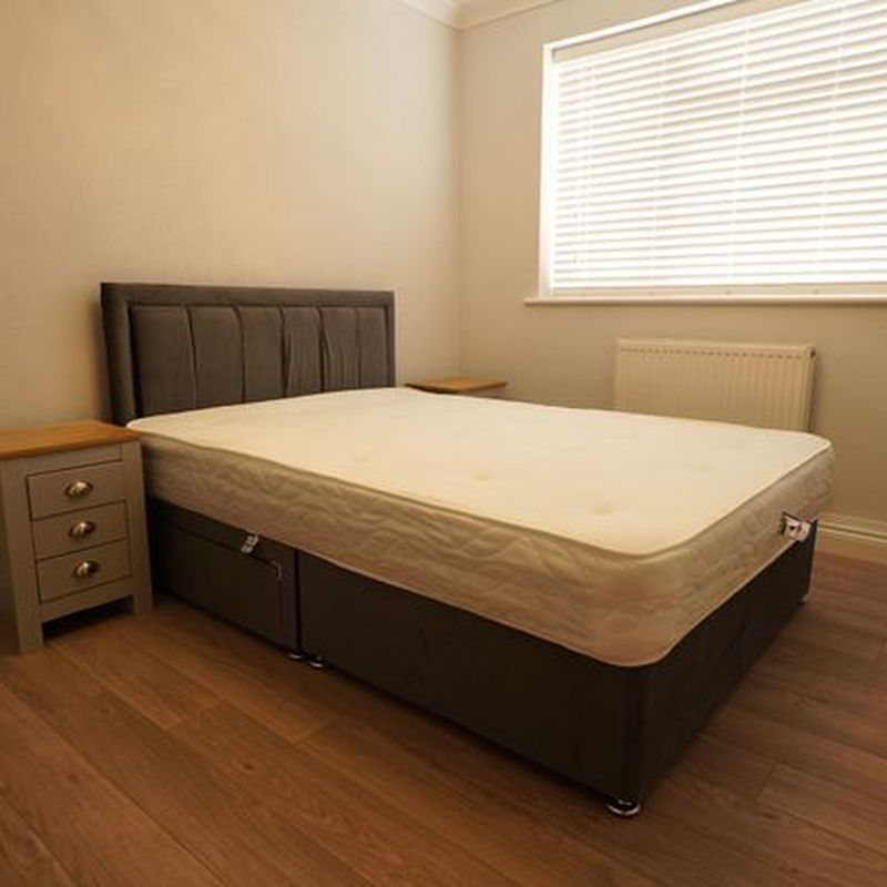 Room to rent in Lodge Lane, Grays RM17