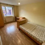 Rent 3 bedroom flat in Belfast