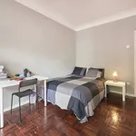 Rent a room in lisbon