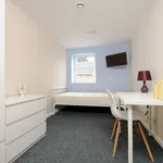 Rent 5 bedroom apartment in Nottingham