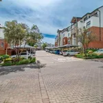 Rent 3 bedroom apartment of 97 m² in Johannesburg