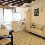 Rent 1 bedroom apartment of 35 m² in Vicenza