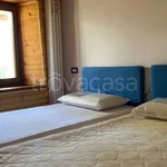 Rent 4 bedroom house of 110 m² in Brusson