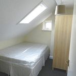 Rent 3 bedroom flat in Wales