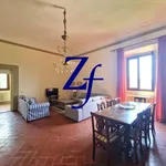 Rent 5 bedroom apartment of 250 m² in Calenzano