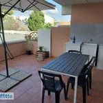 Bilocale arredato con terrazzo Centro