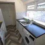 Rent 3 bedroom flat in North East England