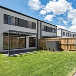 Rent 4 bedroom house in Moorebank