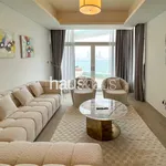 Rent 2 bedroom apartment of 141 m² in Palm Jumeirah