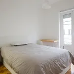 Rent 3 bedroom apartment in Lisbon