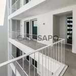 Rent 2 bedroom apartment of 101 m² in Quarteira