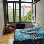 Appartement de 169 m² avec 4 chambre(s) en location à Lyon