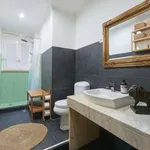 Rent a room in lisbon