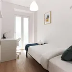 Rent a room in lisbon