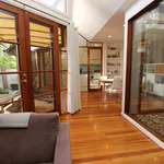 Rent 3 bedroom house in yarralumla