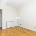 Rent 2 bedroom apartment of 81 m² in Lisbon