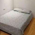 Rent a room of 80 m² in barcelona