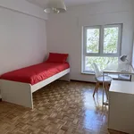 Rent 3 bedroom apartment in Lisbon