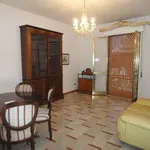 Rent 4 bedroom apartment of 140 m² in Solarino