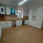 Rent 4 bedroom house in Bradford