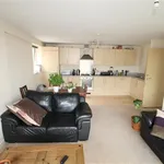 Rent 2 bedroom flat in Cardiff