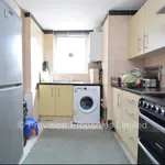 Rent 4 bedroom house in Leeds