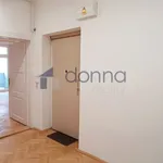 Rent 3 bedroom apartment in Praha 5