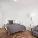 Rent 2 bedroom apartment of 56 m² in Stuttgart