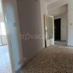 Affitto 3 camera appartamento di 84 m² in Catania