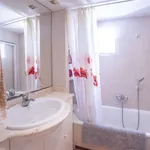 Rent a room of 98 m² in valencia