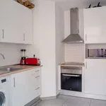 Rent a room in lisbon